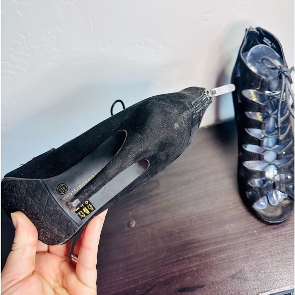 CL Gladiator Heels Suede Ankle Bootie ZLady Cutout Lace-Up Size 7 - Picture 11 of 16